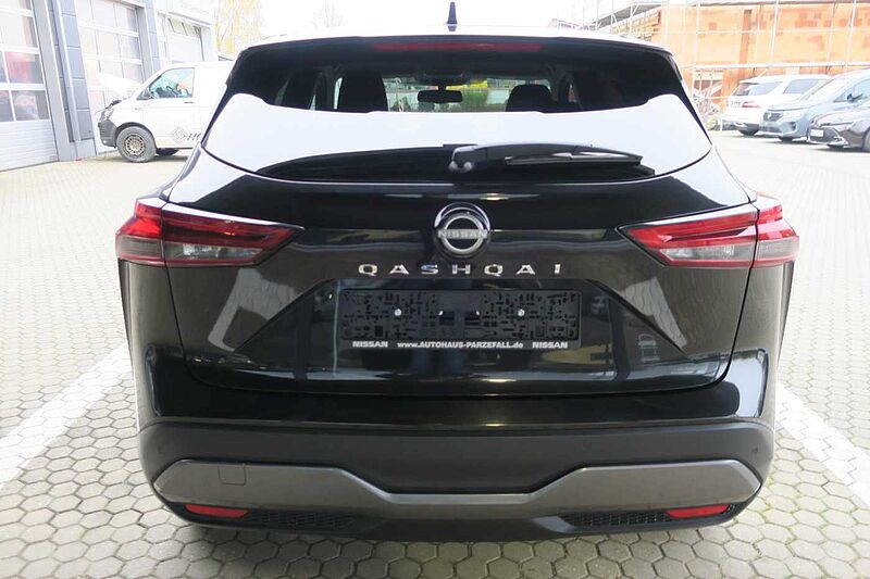 Nissan Qashqai N-CONNECTA 1.3 DIG-T MHEV Xtronic TECH