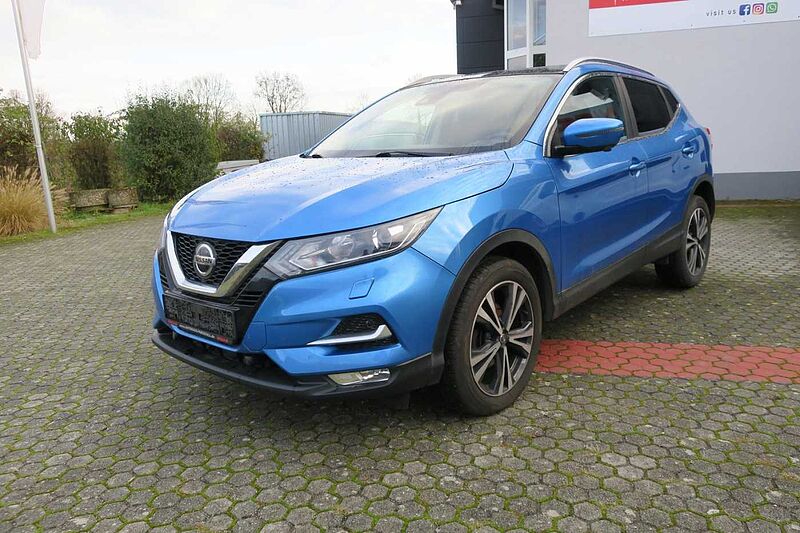 Nissan Qashqai 1.7 dCi N-CONNECTA NAVI PANO SHZ KEYLESS