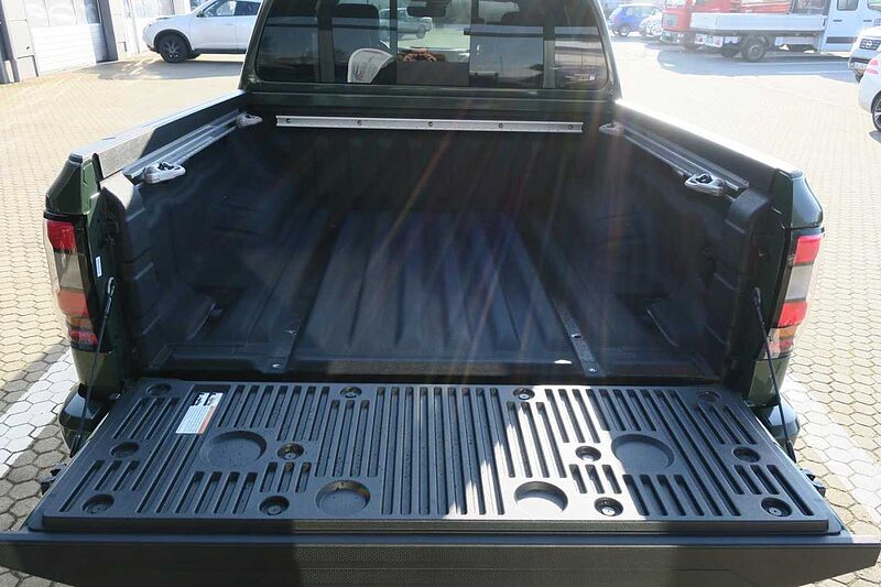 Nissan Frontier 3.8 AT PRO-4X Crew Cab LUXURY PACKAGE